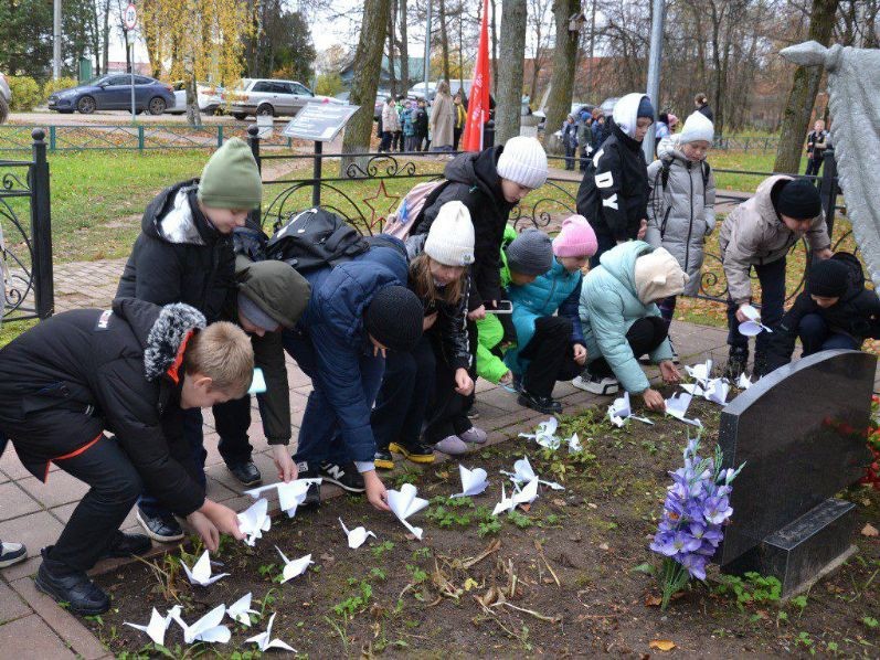 В Уваровке отметили День белых журавлей