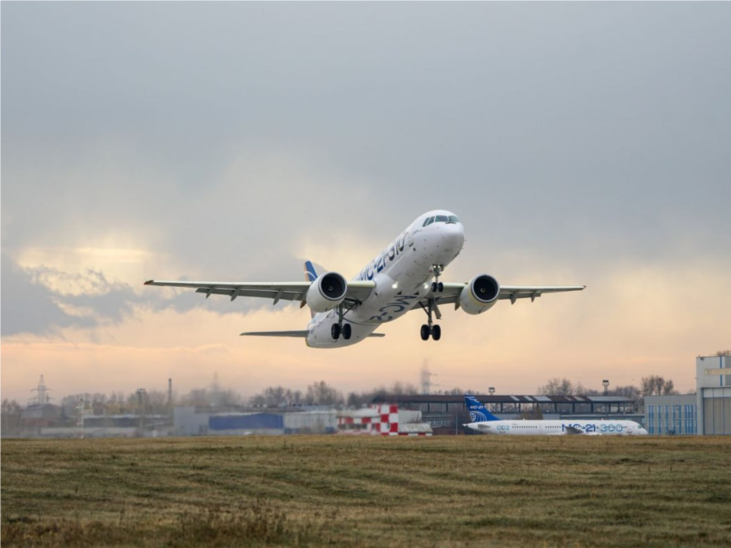 Созданный при участии инженеров из Дубны авиалайнер МС-21 успешно взмыл в небо