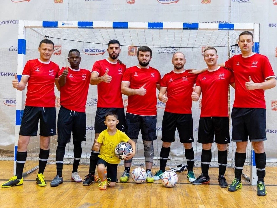 Медики Подмосковья сыграли в футбол в Орехов-Зуеве