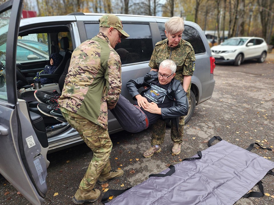 Жители Ашукина научились базовым навыкам оказания первой помощи пострадавшим