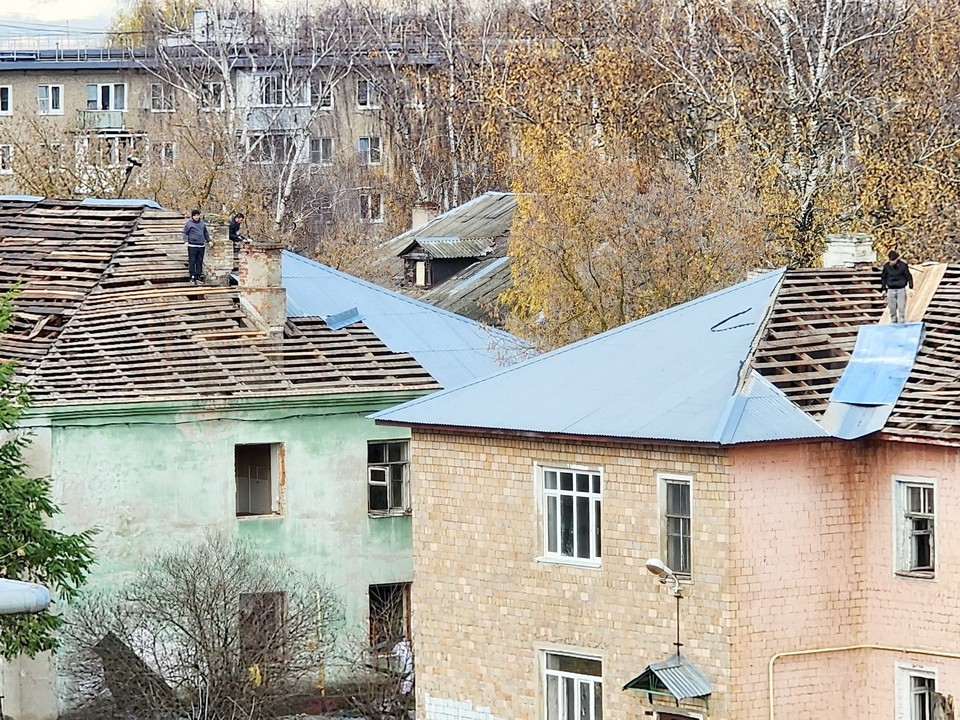 Демонтаж двух аварийных домов начался в Старой Купавне на улице Чапаева