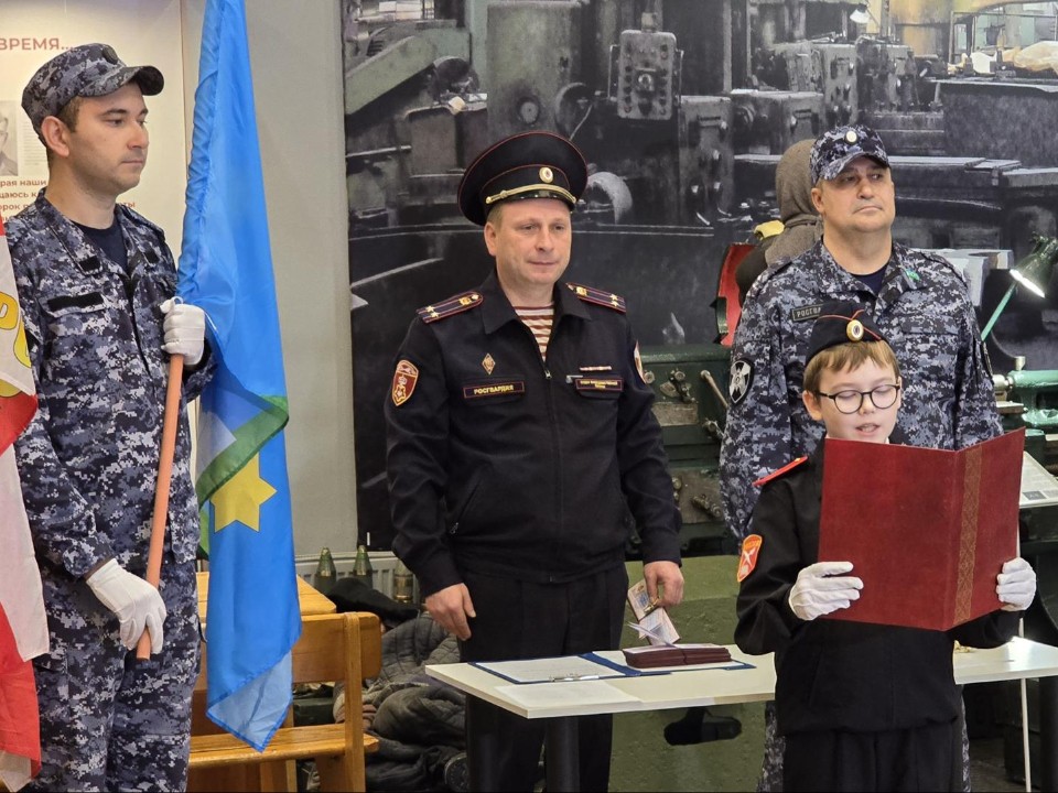 Торжественную присягу приняли первые кадеты Сергиевской школы