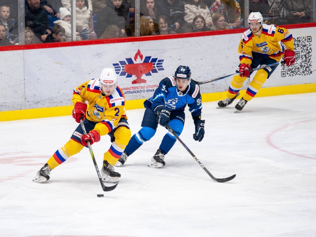 «Химик» победил «Динамо-Алтай» со счетом 0:4 на Чемпионате ВХЛ