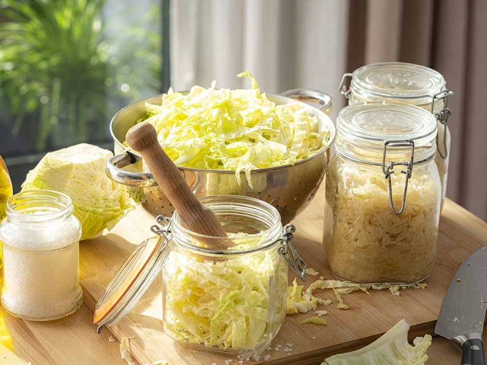 Секрет старинного рецепта идеальной кислой капусты без добавок и специй раскрыла серпуховичка