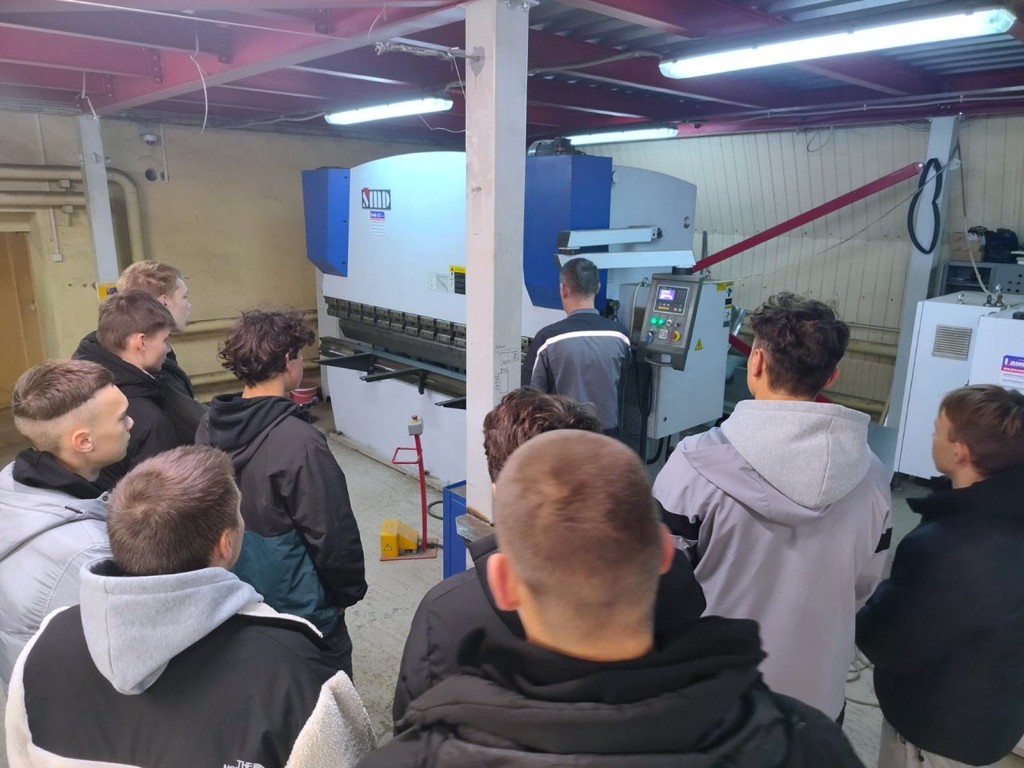 Студенты ступинского техникума заглянули в будущее профессии на экскурсии