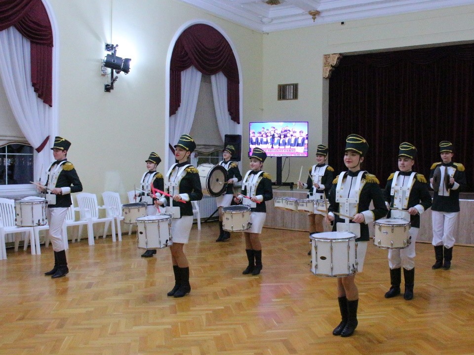 Ансамбль барабанщиков «Акцент» провел необычный мастер-класс