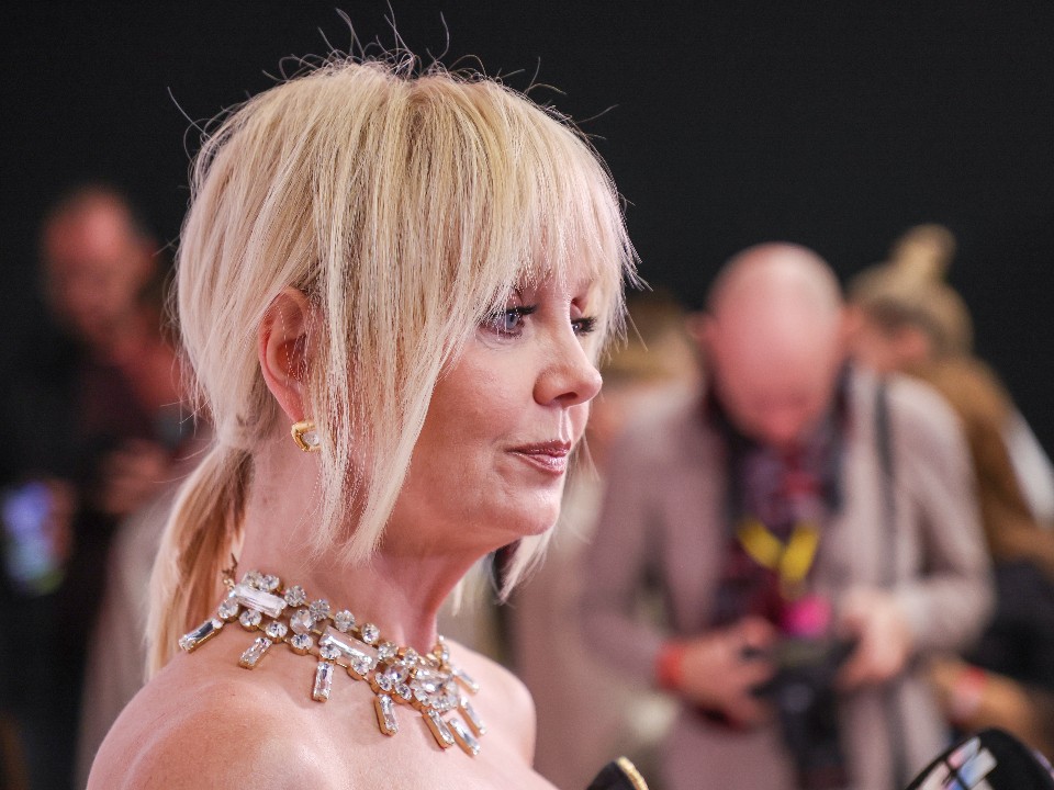 Последний альбом в карьере: что ждет поклонников певицы Валерии после громкого заявления