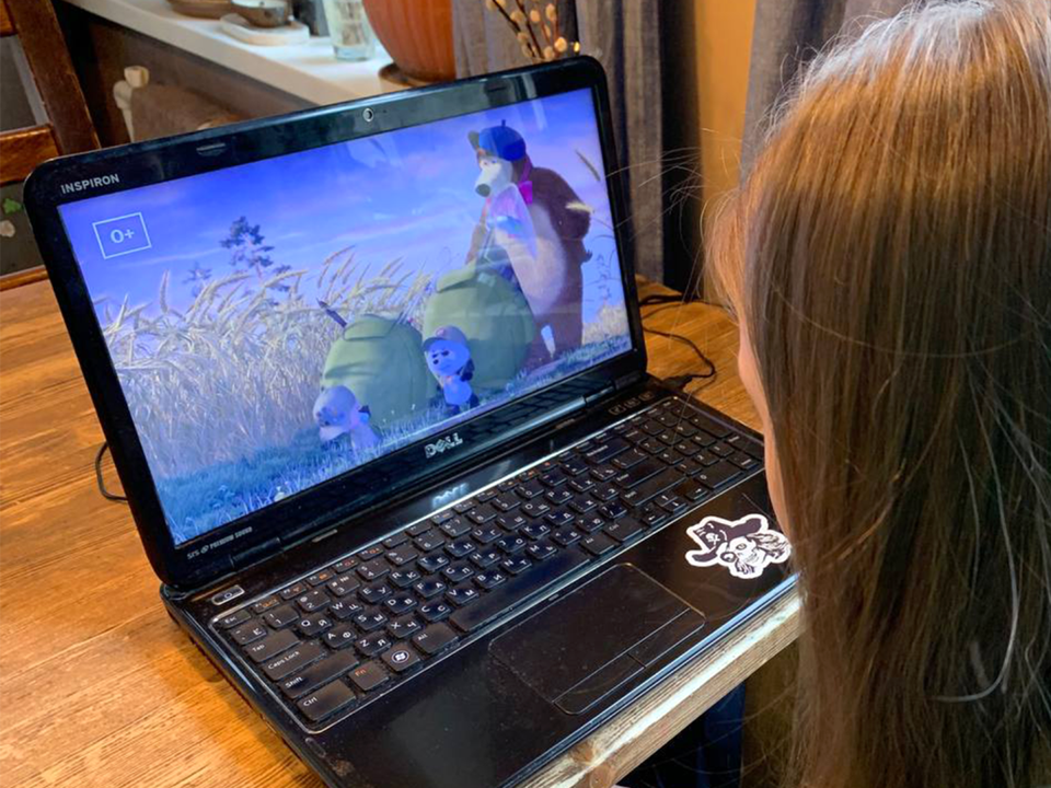 Медведь против родителей: кто виноват в популяризации одиночества?