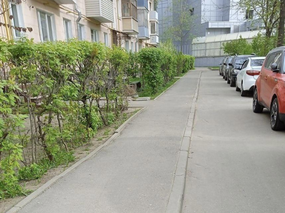 В сентябре в Люберцах провели ручную уборку более 2,3 тыс. общественных территорий