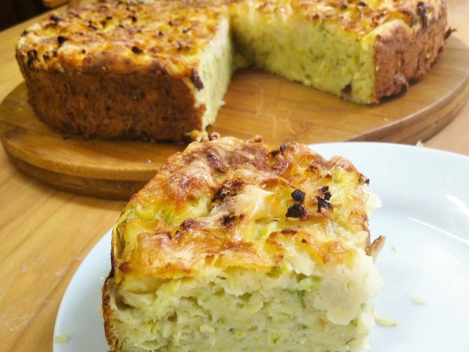 «Нежно-хрустящее чудо»: капустную бабку по-белорусски готовит фуд-блогер из Бронниц