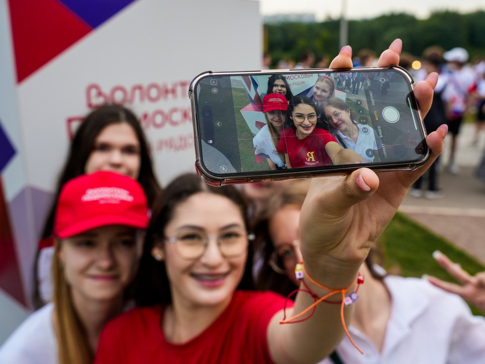 Добровольцы из Мытищ отмечают День волонтера Московской области