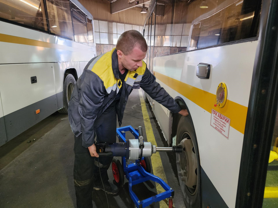 Медицинский и технический осмотры проходят в Чехове водитель и автобус перед рейсом