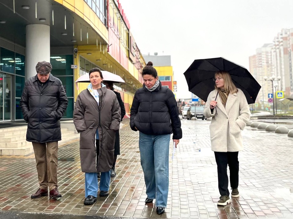 Торговый центр «Поворот» обновит фасад и вывески