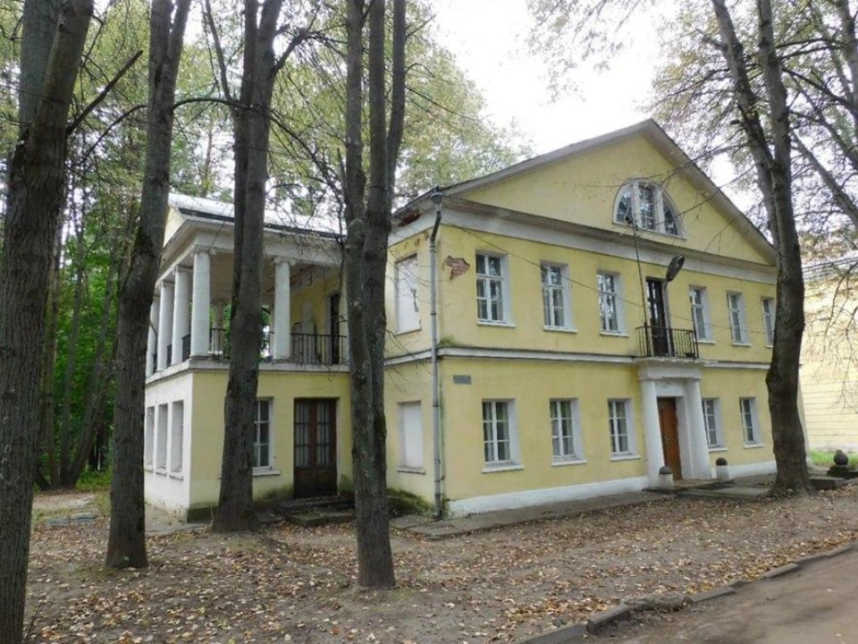 Знаменитый «Кошкин дом» в Суханове взят под государственную охрану