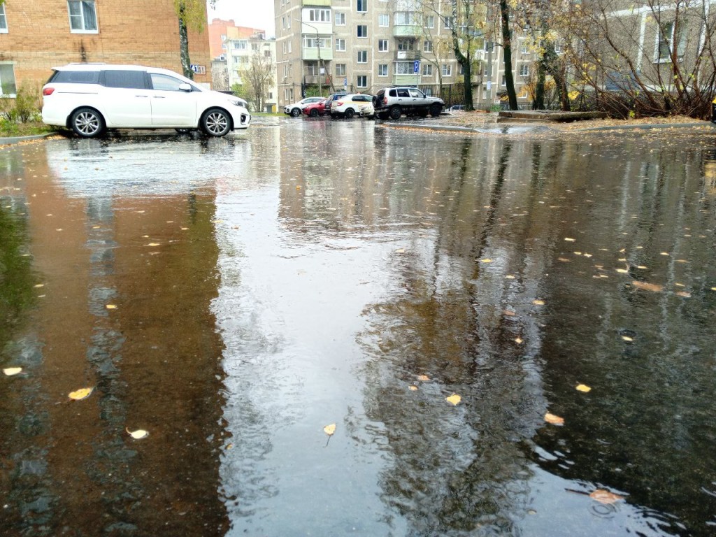 Во 2-м микрорайоне Егорьевска уложили новый асфальт