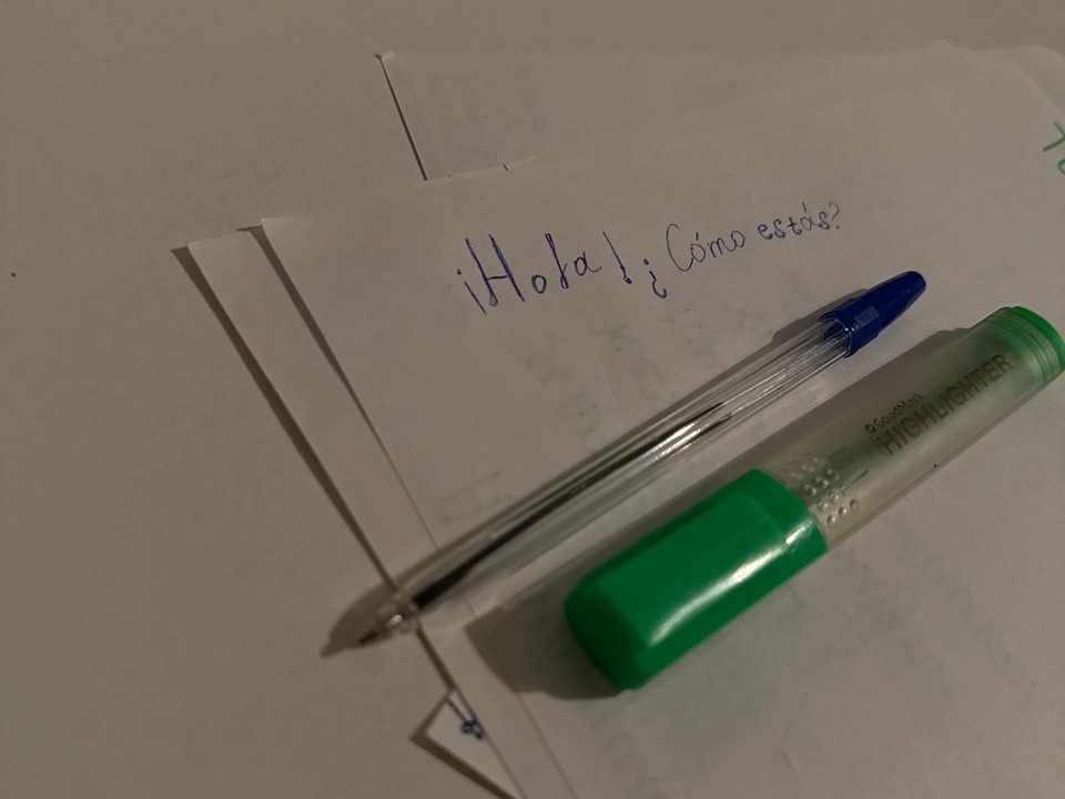 Черноголовцев ждут на бесплатном занятии по испанскому