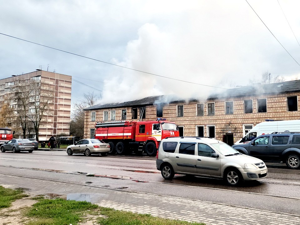 Возгорание заброшенного дома в Старой Купавне ликвидировано