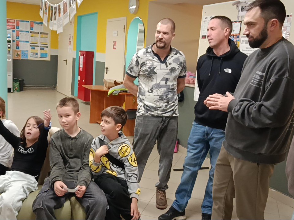 Папы и дети устроили спортивный праздник в Восходе