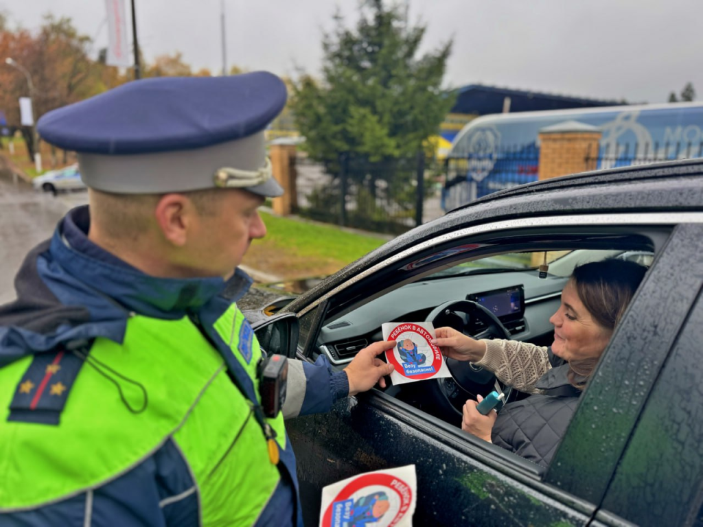Более 100 автомобилей проверили в Красногорске в ходе рейда «Везу безопасно»