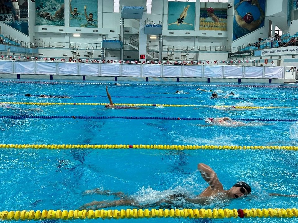 Юные пловцы из Ивантеевки завоевали медали чемпионата и первенства ЦФО