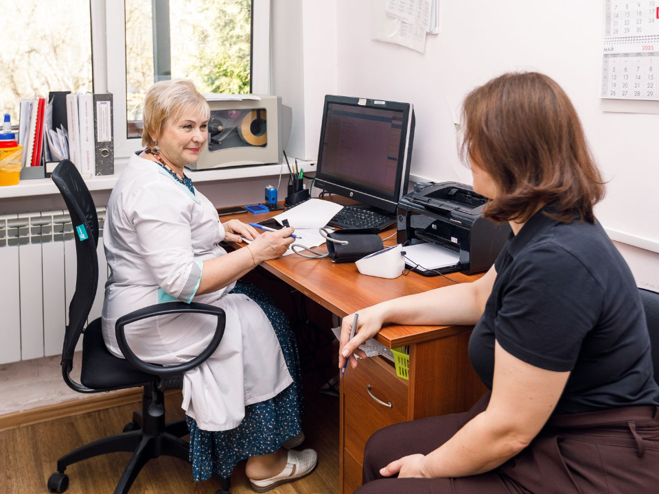 Красногорцы могут поддержать любимого врача голосом