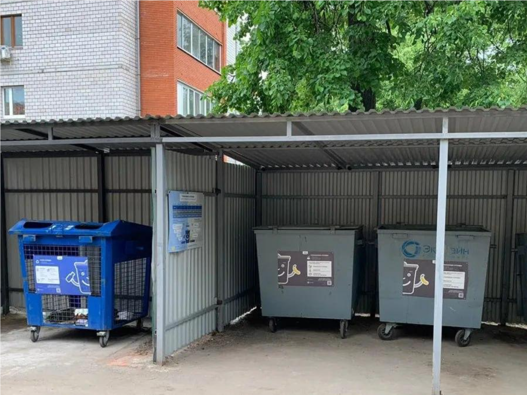 Контейнерные площадки обновили в деревнях округа