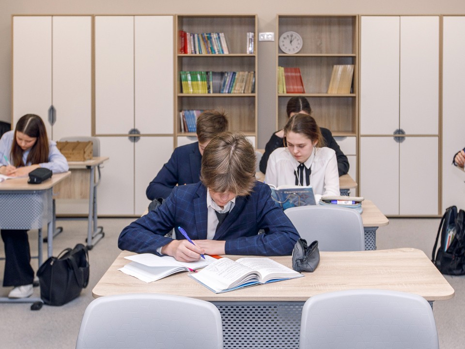 Водителей автобусов будут готовить со школьной скамьи в Лобне