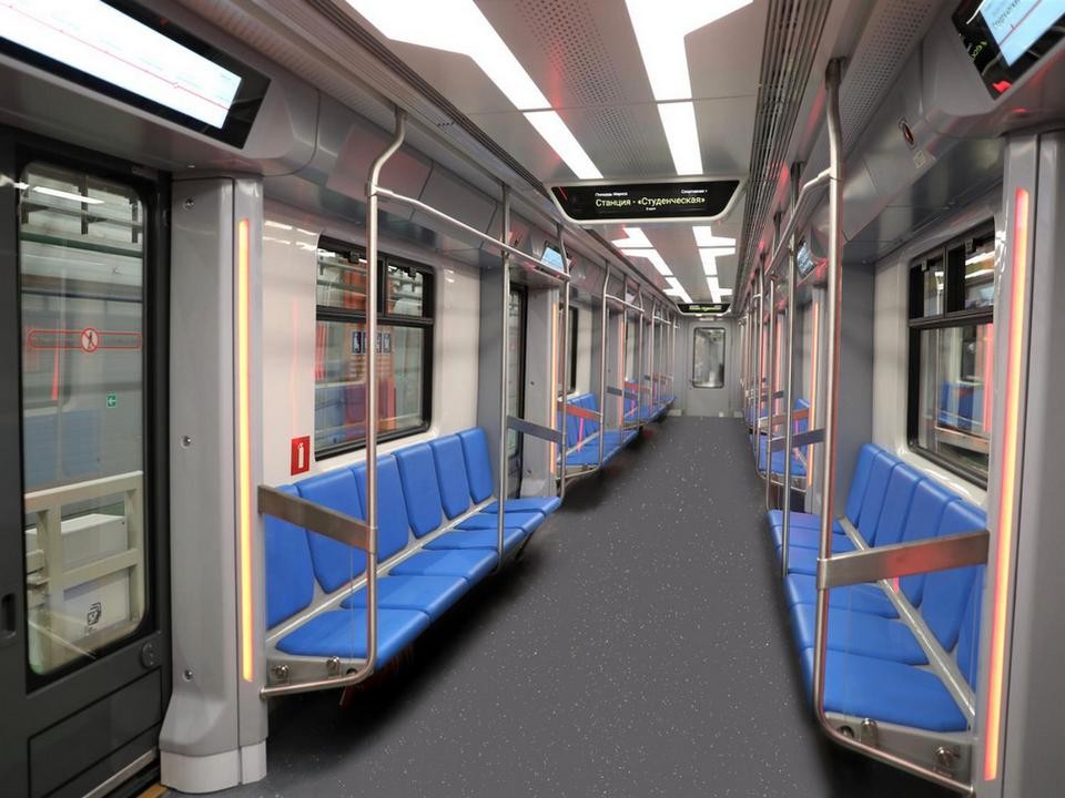 Собранный на АО «Метровагонмаш» поезд начал работу в метро Новосибирска