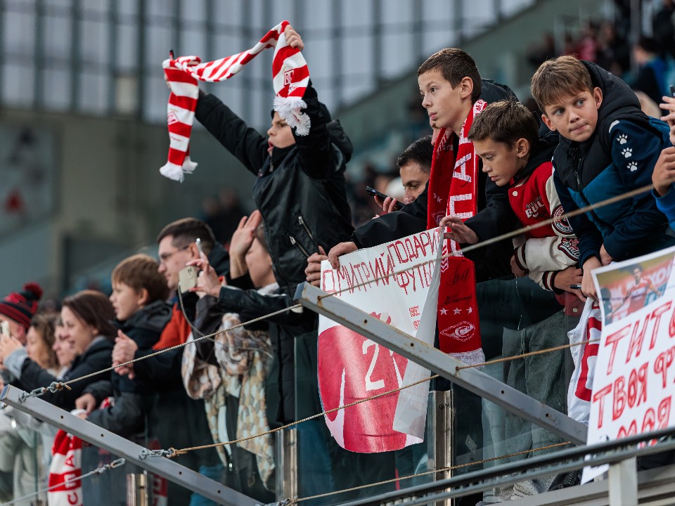 Многодетным отцам предложили давать скидку 50% на спортивные матчи