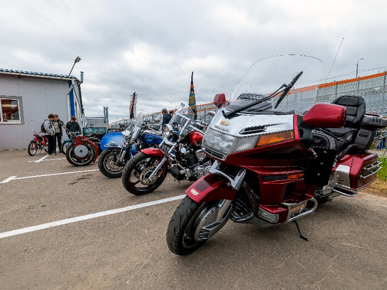 Из-за понижения температуры в Подмосковье объявили о завершении мотосезона