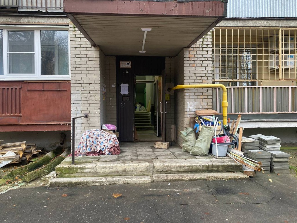 Власти наукограда встретятся с жителями из-за ремонта подъезда