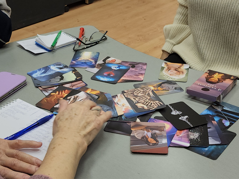 Фрязинцы смогут «поймать» радость с помощью необычных карт