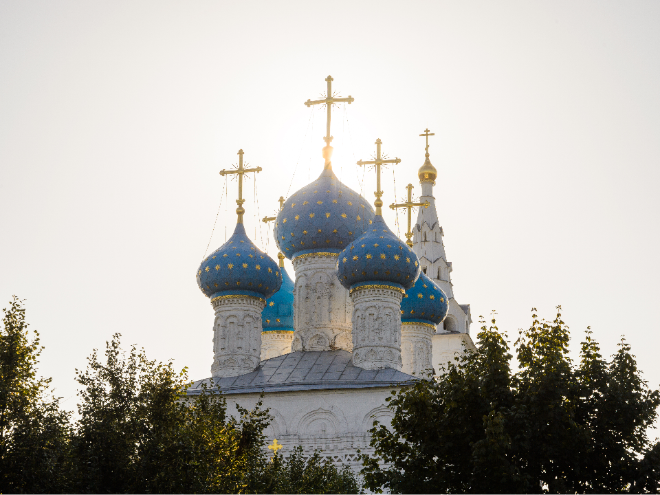 Народные приметы на 25 октября 2025: что нельзя делать в день Андрона Звездочета