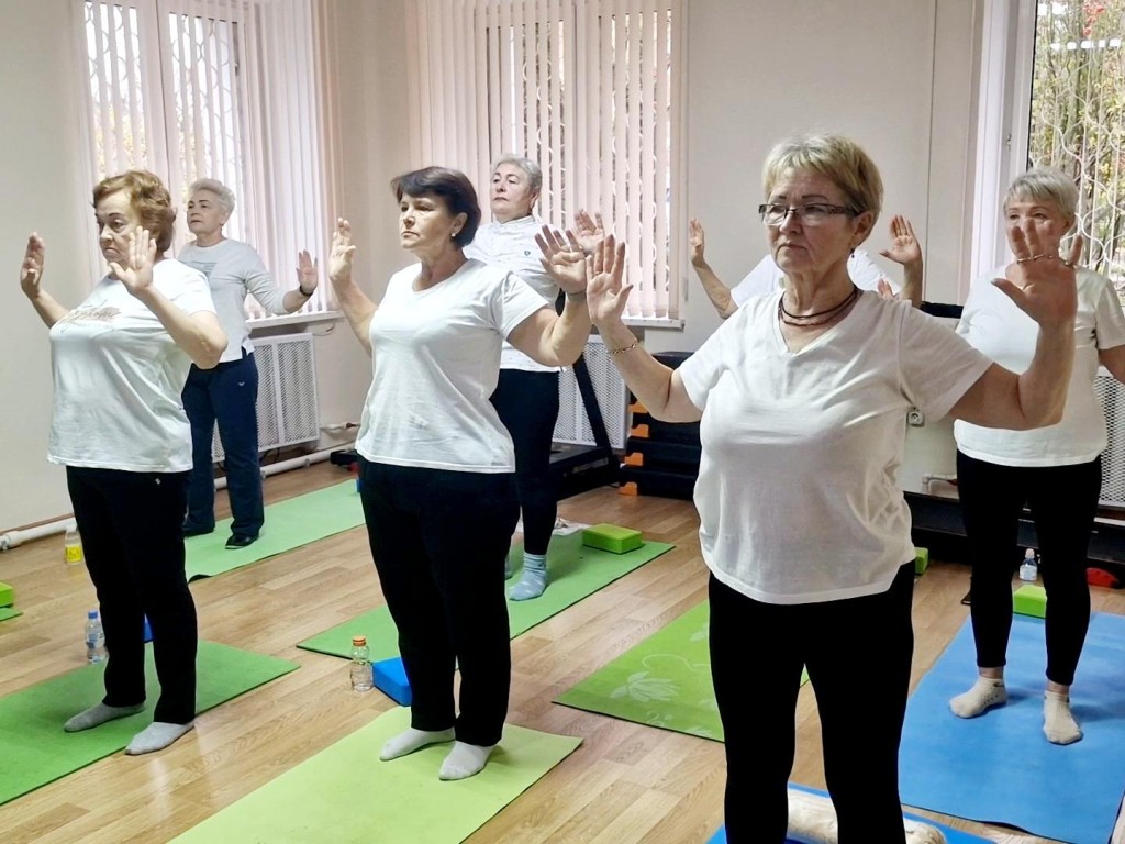 В Воскресенске открыли занятия по йоге и фитнесу для пенсионеров
