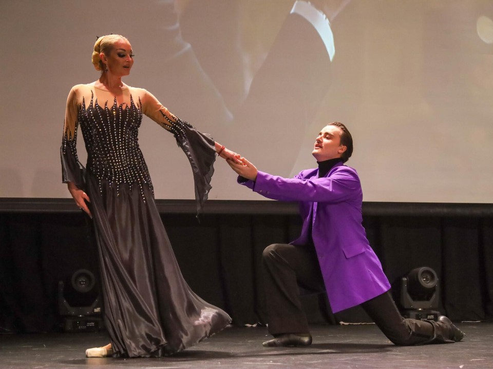 Анастасия Волочкова впервые станцевала «Балерину и олигарха» в Солнечногорске