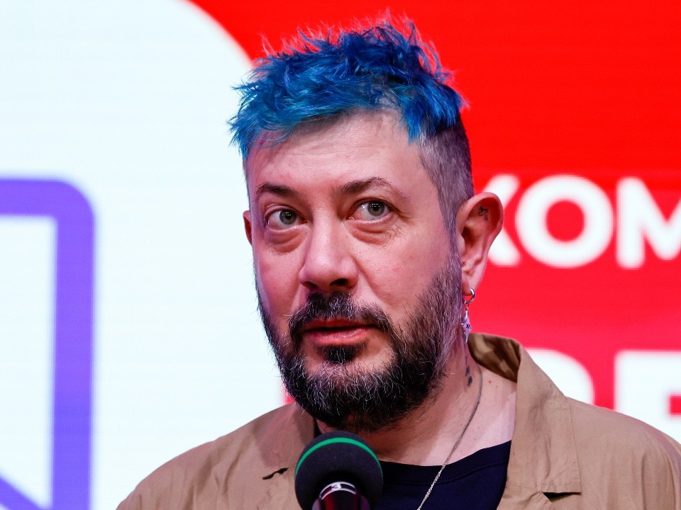 «Спите сколько хотите»: Артемий Лебедев разрешил сон на рабочем месте