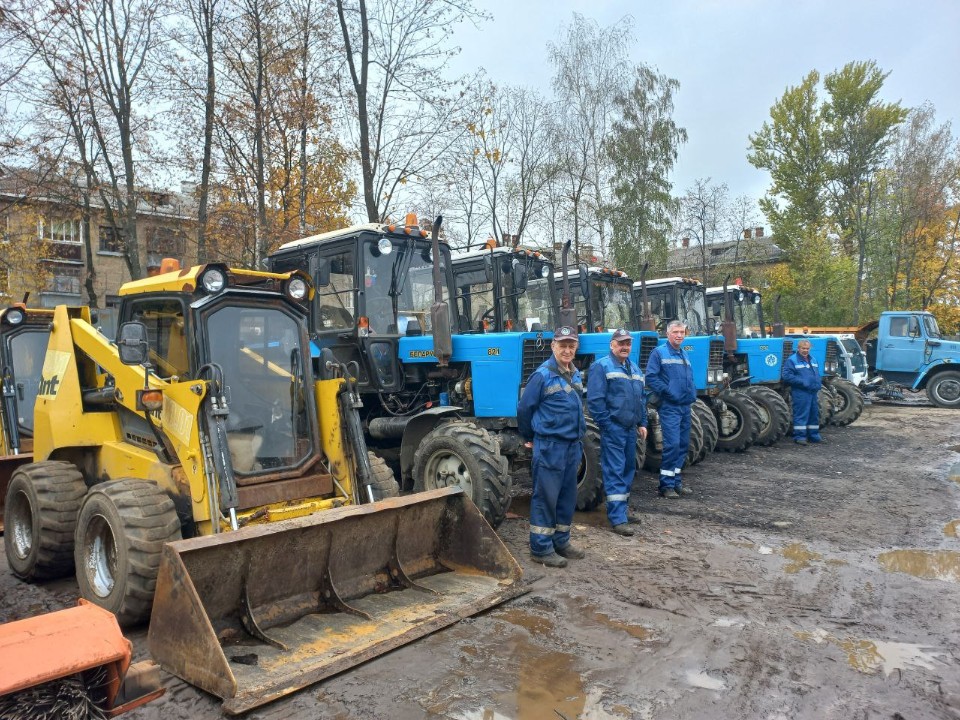 Школьникам Электростали показали, как работает техника для борьбы с гололедом