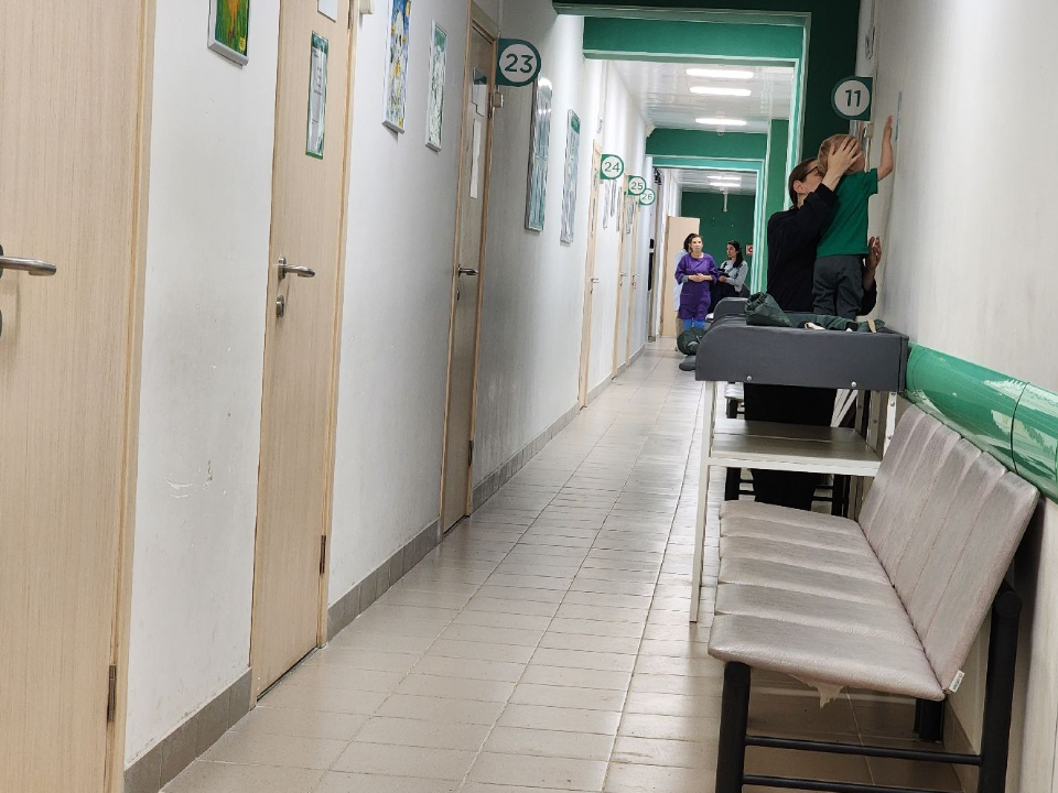 Лечить с комфортом: в поликлинике № 1 Подольской детской больницы заменили напольное покрытие