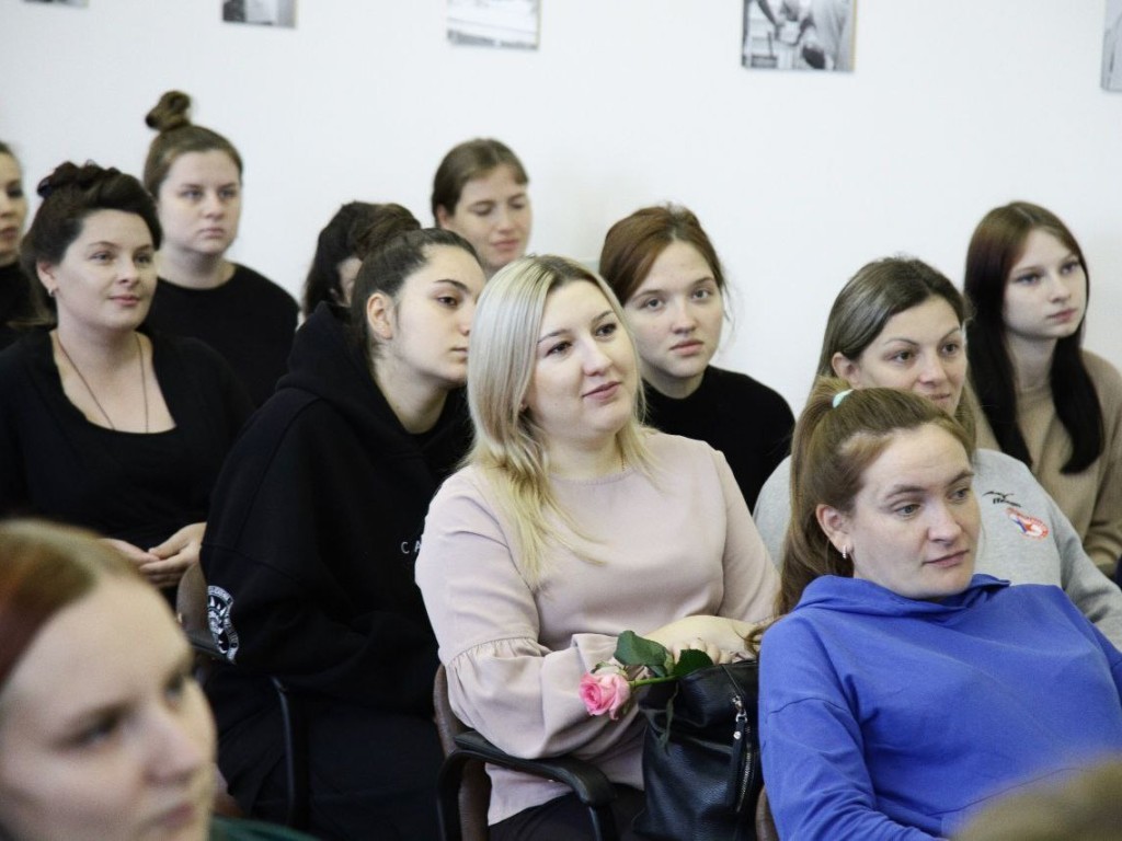 Будущих мам Воскресенска поздравили со Всероссийским днем беременных