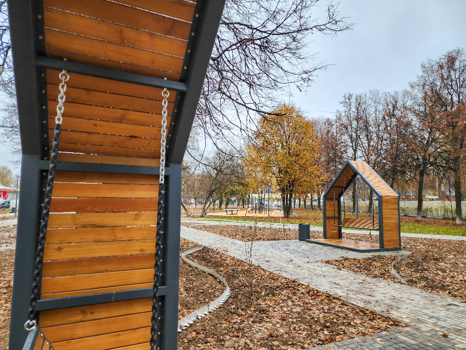 Воркаут-зона, качели и удобные дорожки: сквер в Юбилейном откроют в ноябре
