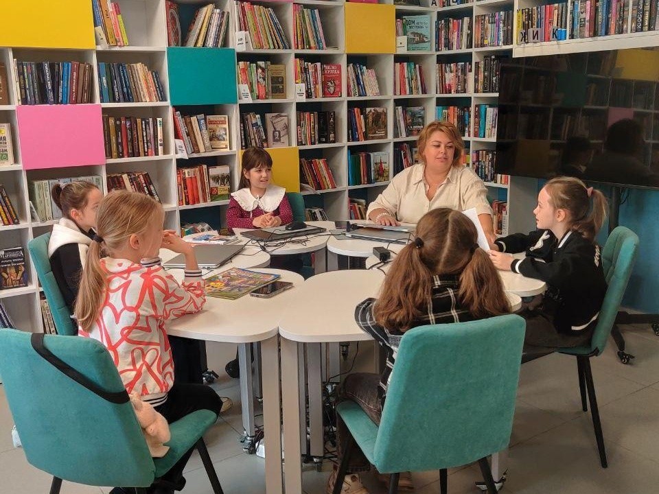 Поэтические чтения Есенина и Лермонтова устроили для детей в Королеве