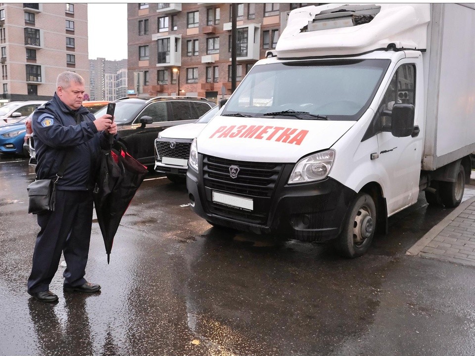 В Красногорске усилили видеоконтроль за парковкой на тротуарах и газонах
