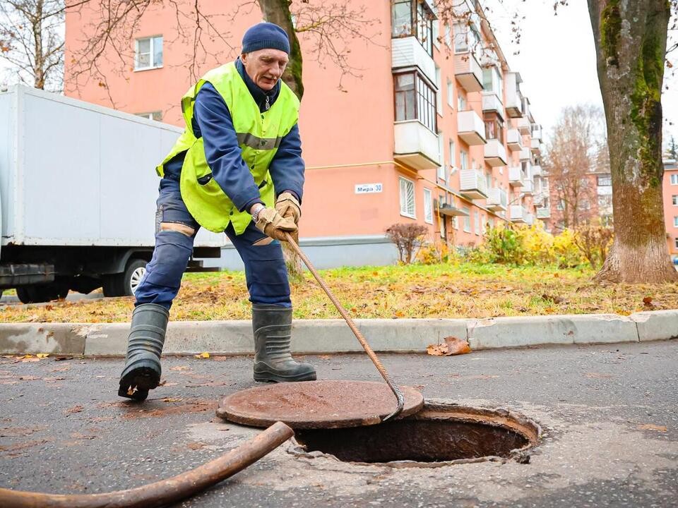 Влажные салфетки и тряпки привели к засору канализации в Клину