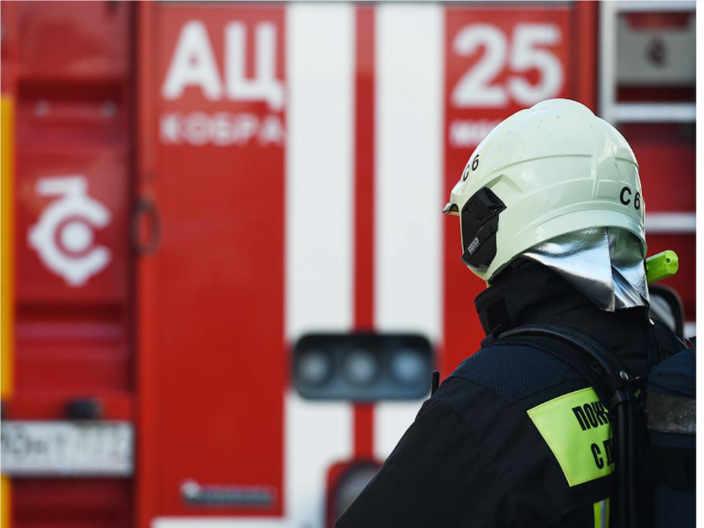 Спасатели ликвидировали пожар в квартире на проспекте Космонавтов