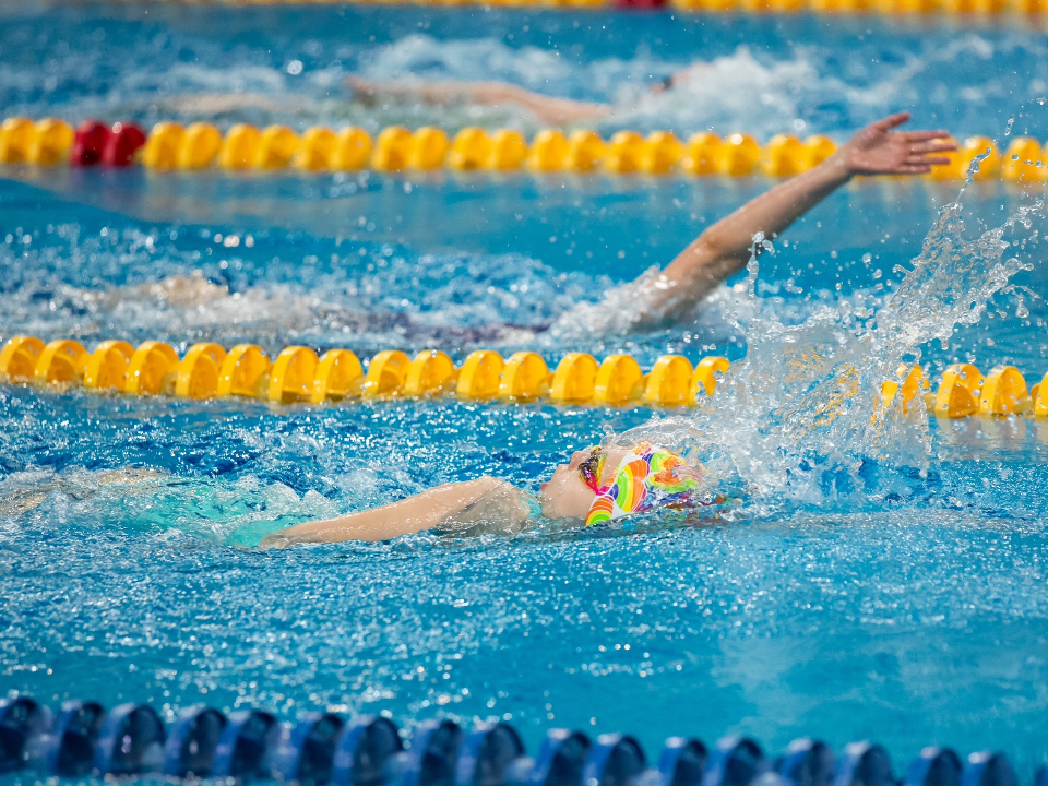 Соревнования по плаванию объединят более одной тыс. спортсменов в Рузе