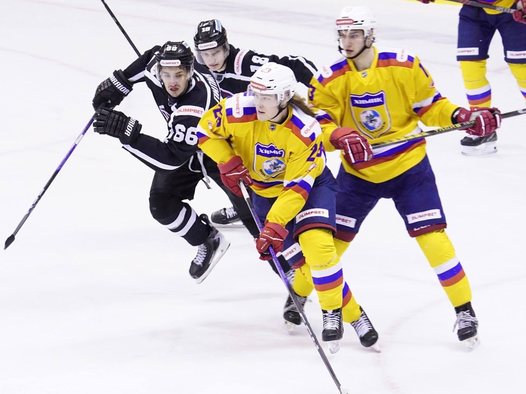 «Химик» уступил «Рубину» на Чемпионате ВХЛ со счетом 3:4