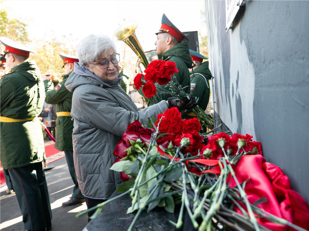 Мурал «Воинам Отечества» открыли на территории гимназии №5