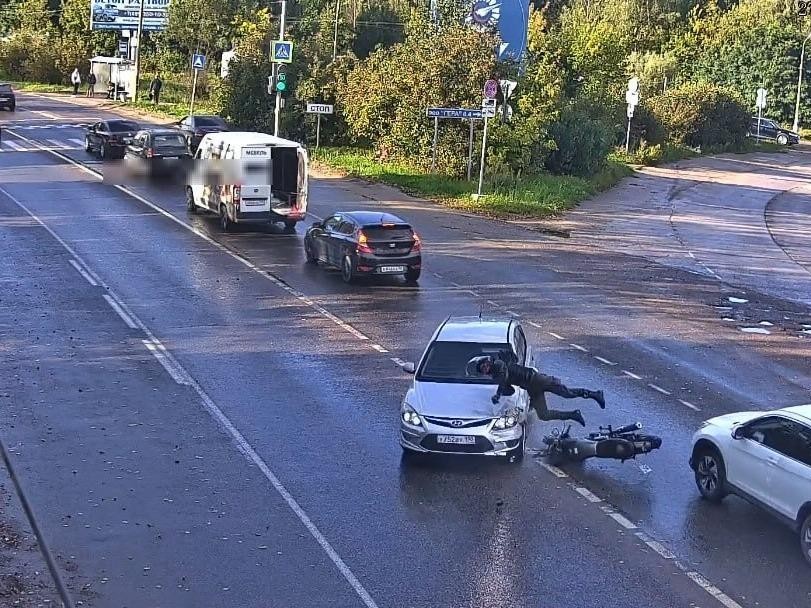 Момент ДТП в Лыткарино попал в обзор камеры «Безопасного региона»