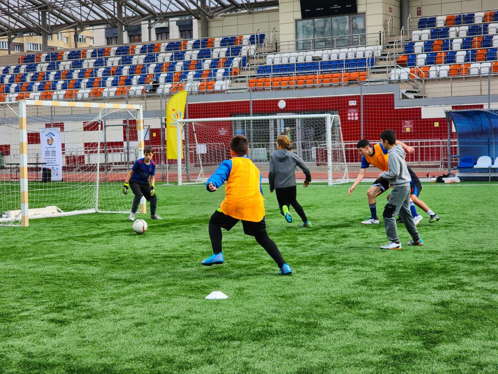 Турнир по футболу в честь погибшего героя СВО провели в Воскресенске