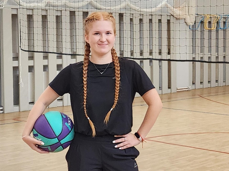 Молодая учительница физкультуры Протвинского лицея вдохновляет школьников на спортивные достижения